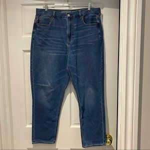American Eagle Mom Jeans